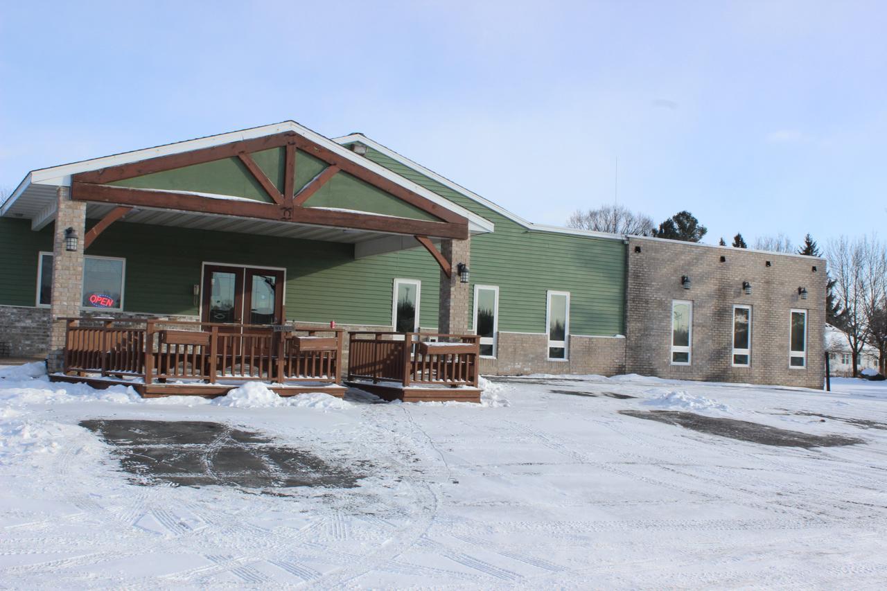 Medford Woodland Inn & Suites المظهر الخارجي الصورة