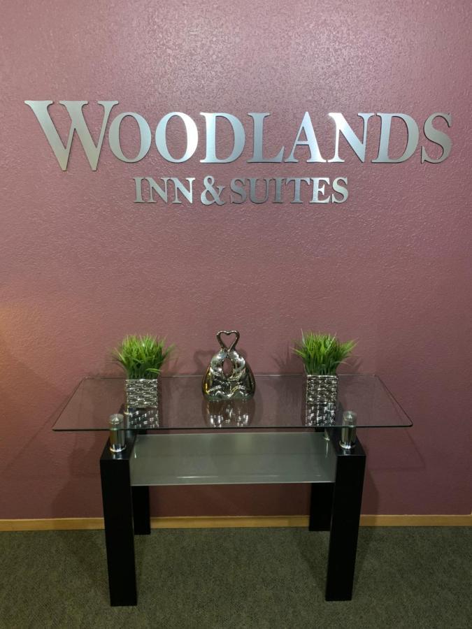 Medford Woodland Inn & Suites المظهر الخارجي الصورة